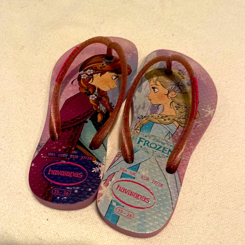 Havaianas-Ana and Elsa flip flops